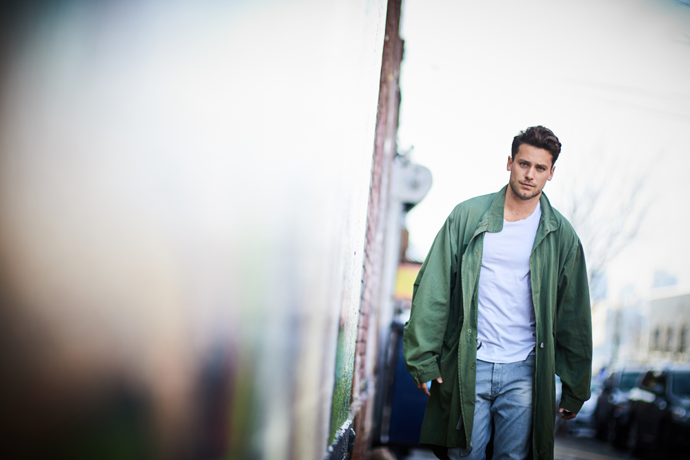 Bastian Baker Bastian Baker – auf  neben  Bühne  Gleiche