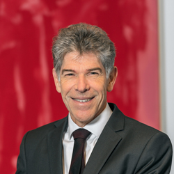 Dr. Philippe Gnaegi, Direktor von Pro Familia Schweiz