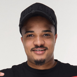 Oluyomi Scherrer,Food Influencer