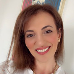 Angela Naser,Directrice, Women in Tech France