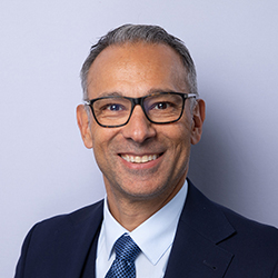 Pablo Astengo Head of Pension Solutions & Wealth Planning à la Banque Syz