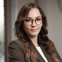 Me Mihaela VerloovenAvocate Associée, OMNIA Avocats