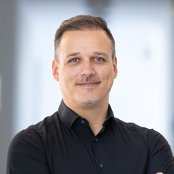 Hanno Posch,CEO