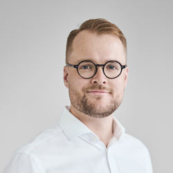 Max Wellenhofer,Senior Business Development Manager