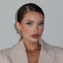 Fiona MorinaCreator Art Studio