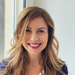 Rossana De Blasi,Co-founder & Matchmaker