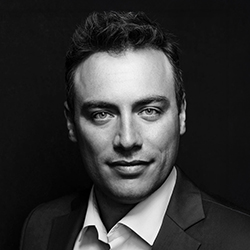 Dr. Maximilian HahnMitglied der Geschäftsleitung