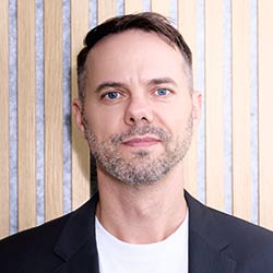 Christoph Schühlmann, Gründer