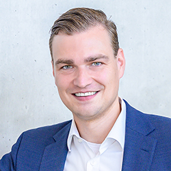 Lukas BuskeGeschäftsführer