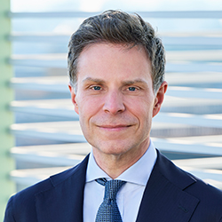 Mika KastenholzResponsable mondial des solutions d’investissement chez LGT Bank