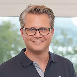 Prof. Dr. med. Johannes P. EisenackOphthalmologe