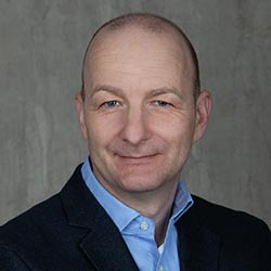 Jürgen RuffGeschäftsführer