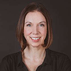 Kerstin StierGeschäftsführerin